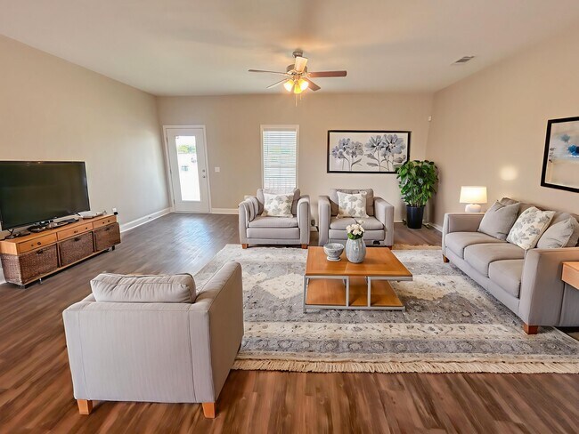 Building Photo - 85 Stockyard Rd