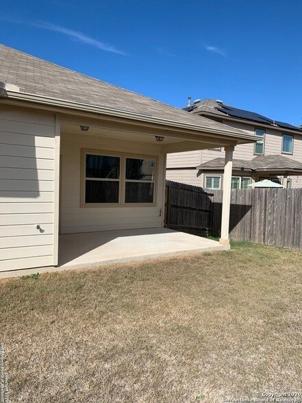 Building Photo - 8418 Meadow Plains