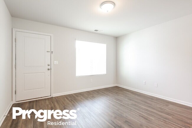 Building Photo - 851 S 851