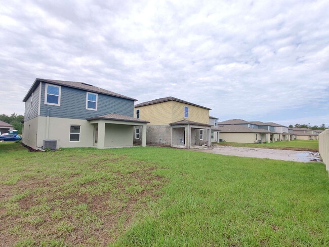 Building Photo - Spacious 5-Bedroom Home with First-Floor Owner's Suite in Land O' Lakes