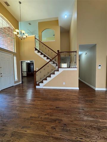 Building Photo - 9101 Forest Hills Dr