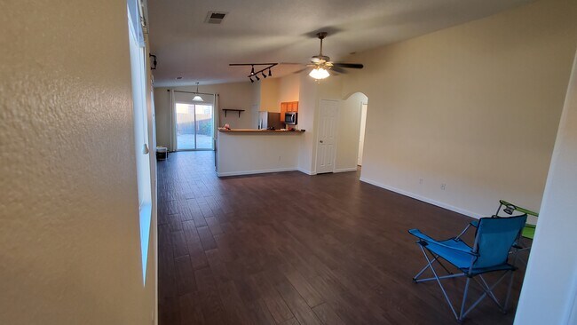 Livingroom - 36 Salida del Sol