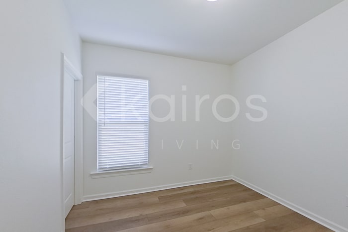 Building Photo - 102 Hendrix Rd