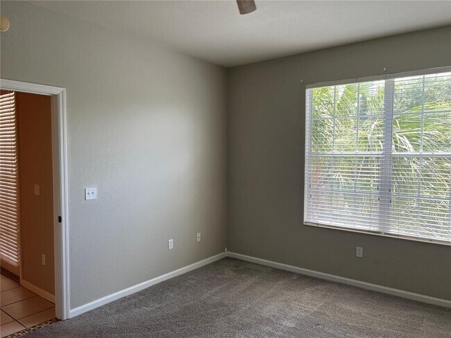 Building Photo - 3025 Greystone Loop