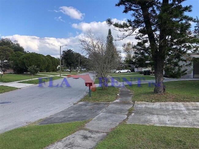 Building Photo - 2/2 FOR RENT SOUTHEAST ORLANDO NEAR AIRPORT