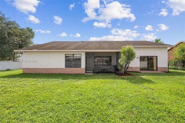 Building Photo - 9601 Dunhill Dr