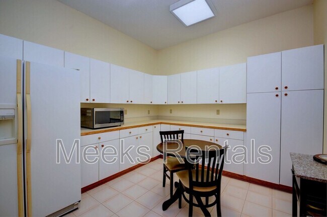 Building Photo - 30 Bridlewood Rd