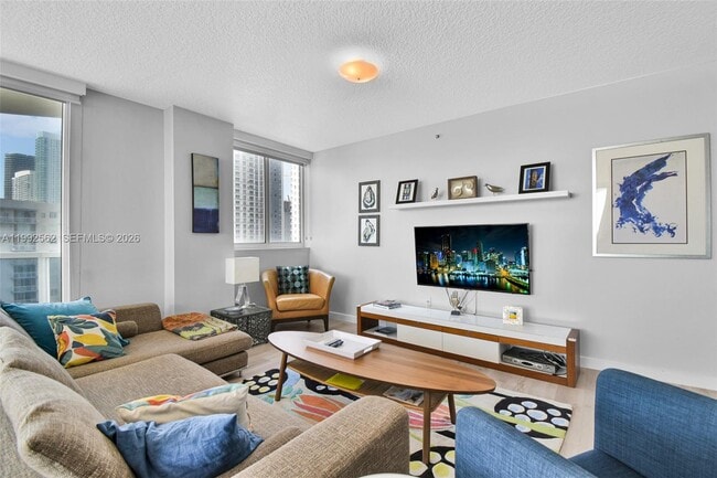 Building Photo - 601 NE 23rd St