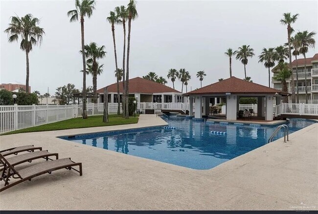 Building Photo - 200 Padre Blvd