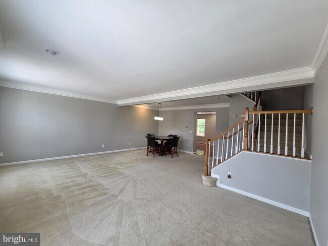 Building Photo - 43738 Clemens Terrace