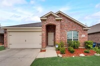 Building Photo - 1064 Churchill Dr