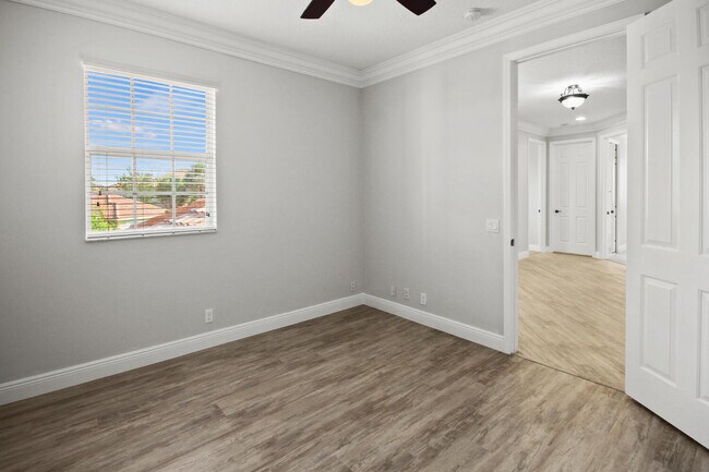 Building Photo - 9845 Cobblestone Creek Dr