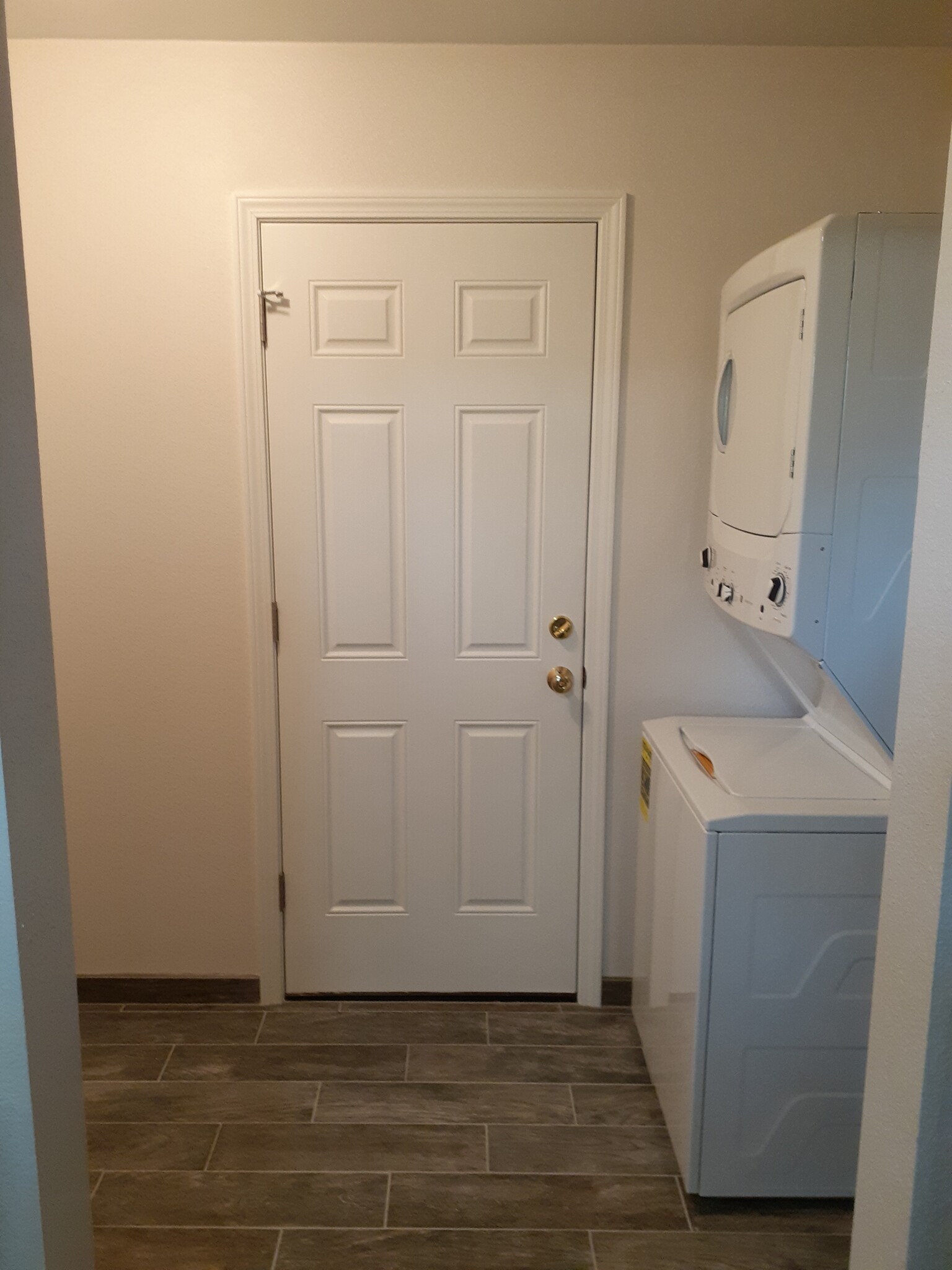 Laundry Room - 1414 Alpine St