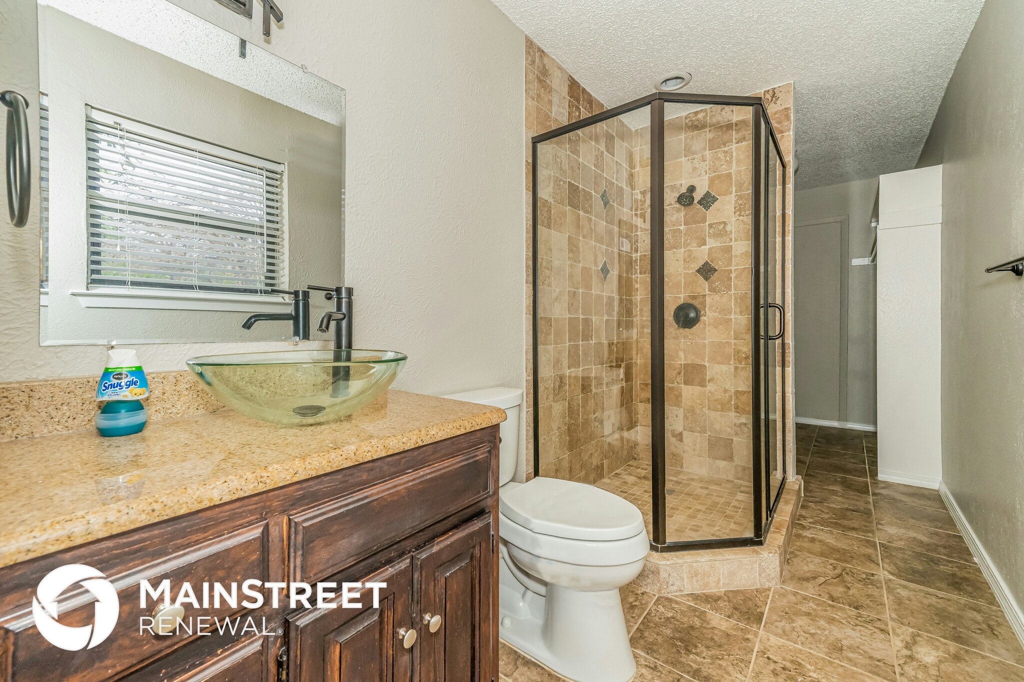 Building Photo - 112 Bluebonnet Dr
