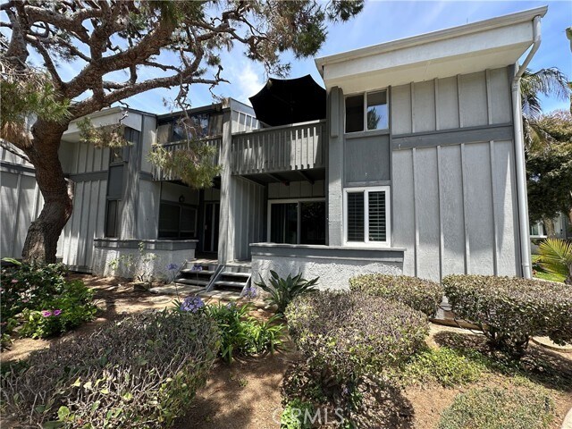 Building Photo - 17072 Pacific Coast Hwy