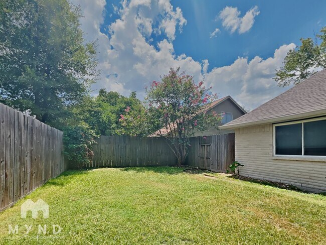 Building Photo - 20106 Big Timber Dr