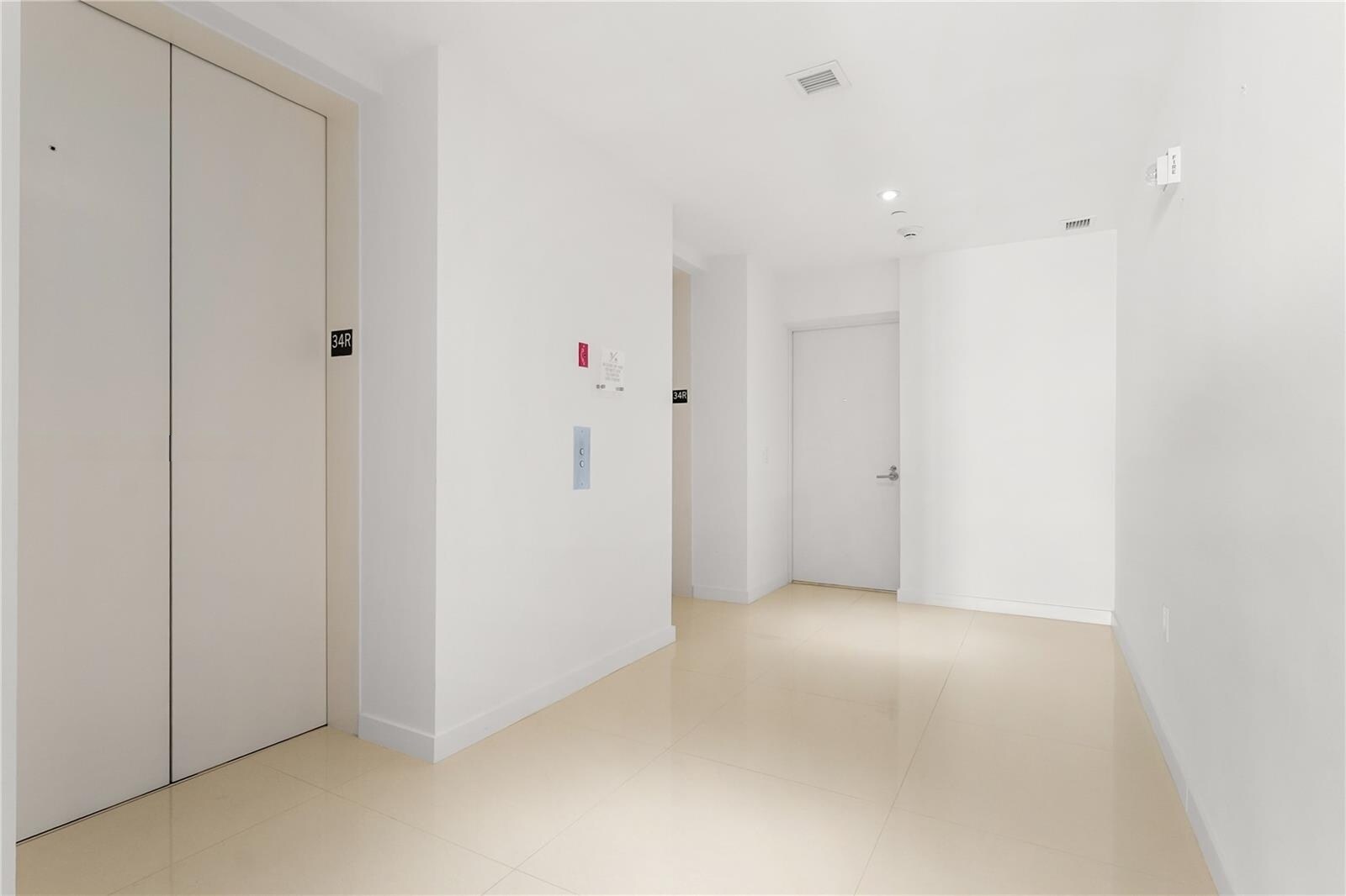 Building Photo - 1100 Biscayne Blvd