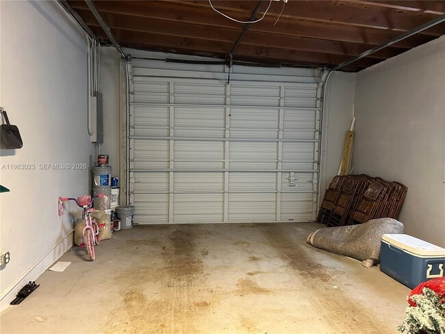 Building Photo - 6501 SW 34th St