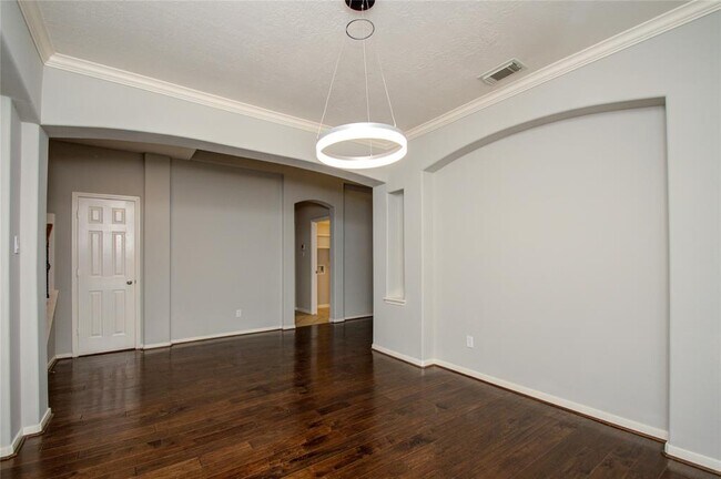 Building Photo - 6411 Hope Wood Mills Dr