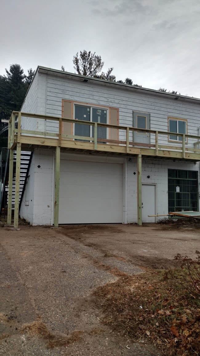 Building Photo - S308 Sabin Ave