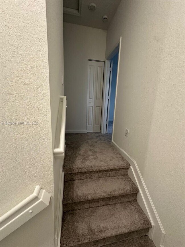 Building Photo - 12848 SW 232nd Ter