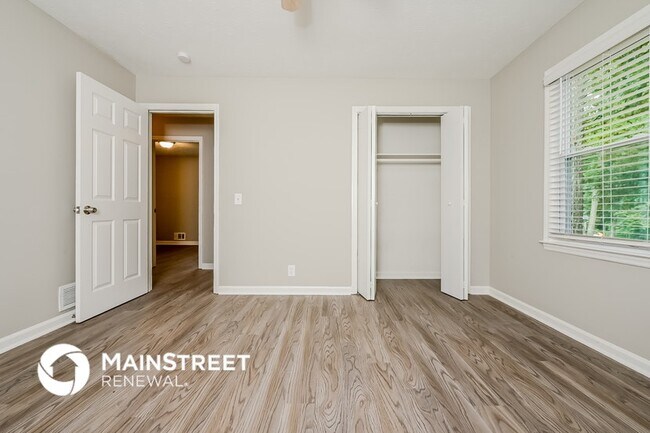 Building Photo - 188 Bridgewood Dr SE