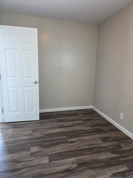 Building Photo - 25684 Spring Dr
