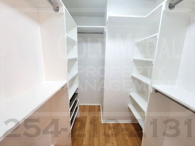 Building Photo - 1803 Robert Tyler Dr