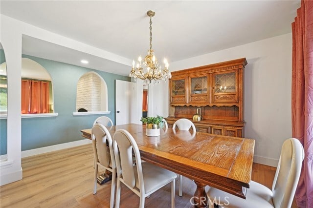 Building Photo - 1500 Country Club Dr