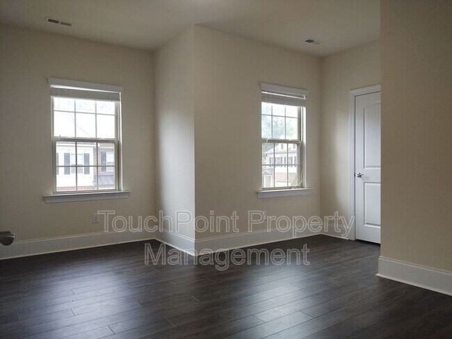 Building Photo - 10707 Campbell Commons Way