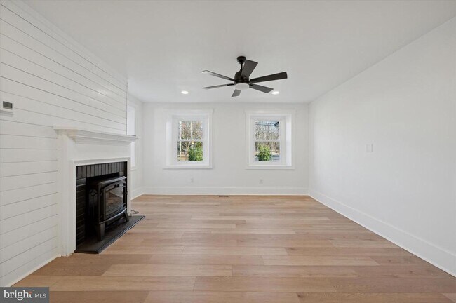 Building Photo - 503 N Bethlehem Pike