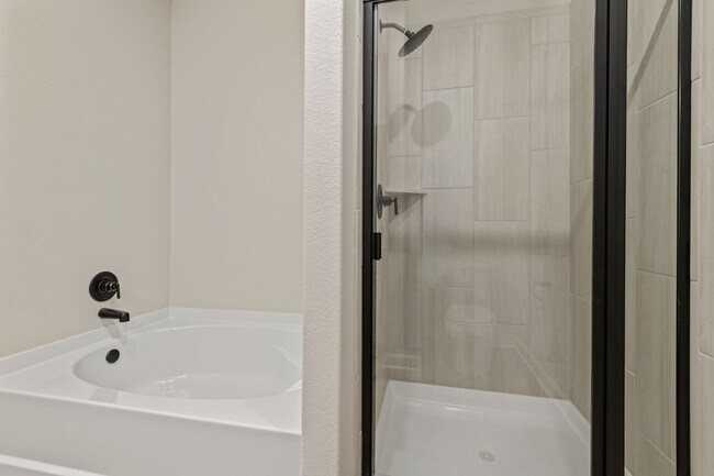 Building Photo - 1031 Rosewood Trl
