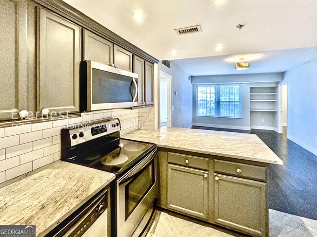 Building Photo - 199 14th St NE