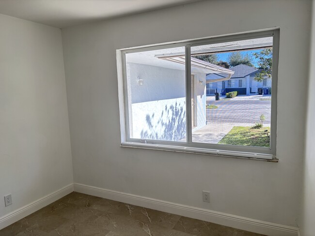 Bedroom 2 - 645 NW 15th Ave