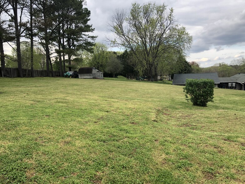 Back Yard - 903 Green Valley Rd