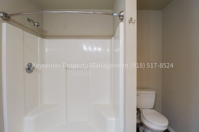 Building Photo - 3 Bed | 2 Bath | Broken Arrow