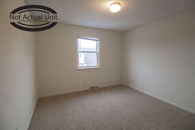 Building Photo - 1911 Mirtle Grove Ct