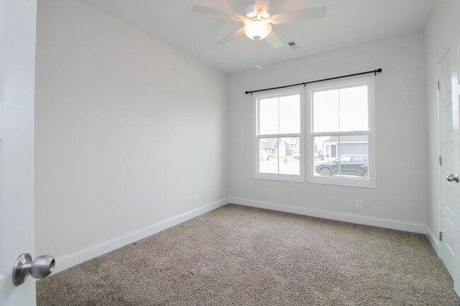 Building Photo - 234 Wexford Wy