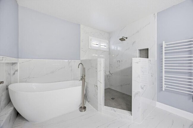 Building Photo - 146 Burrell Cir