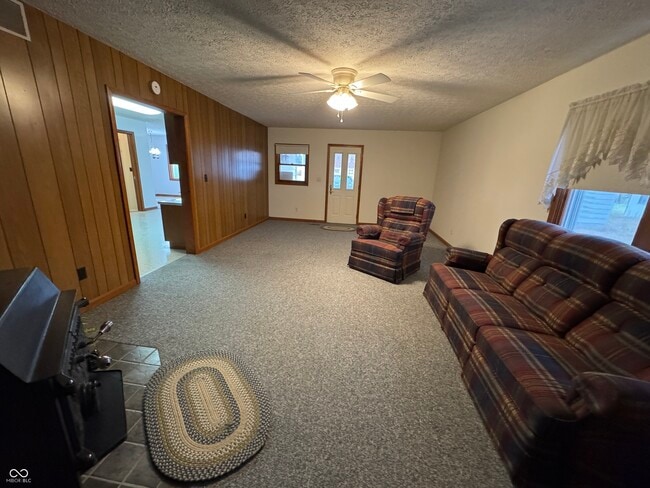 Building Photo - 2010 N 675 E