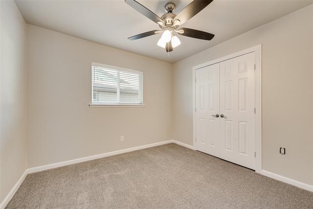 Building Photo - 5903 Mimosa Ln