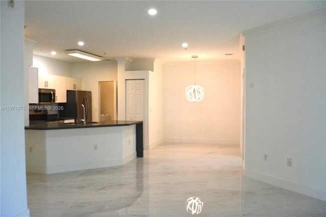 Building Photo - 4402 SW 160th Ave