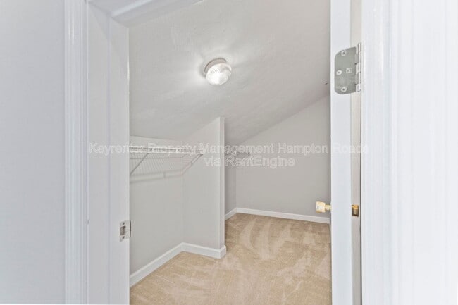 Building Photo - 5129 Maracas Arch