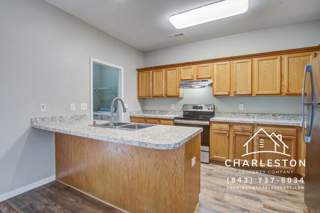Building Photo - 1003 Lexi Ct