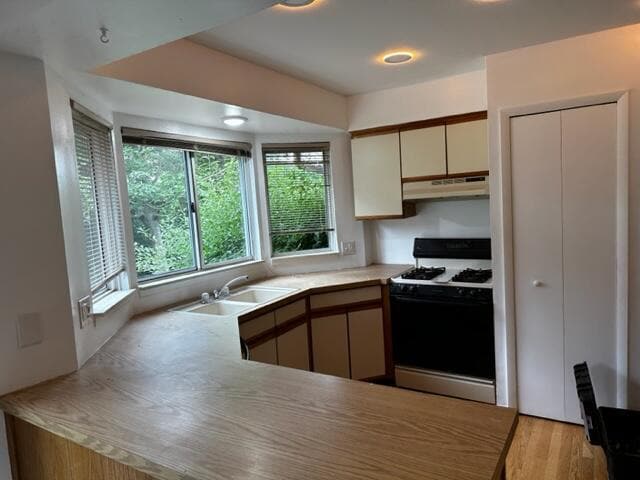 Building Photo - 7356 Hedgerow Ct