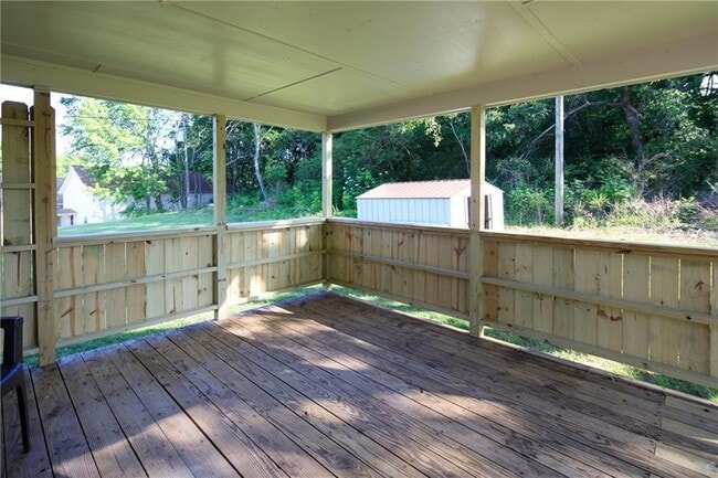 Building Photo - 2815 Dahlonega Hwy