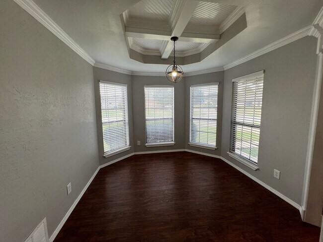 Building Photo - COMING SOON, JANUARY 10TH:  Beautifully Remodeled 3/2/2 Home, Generously updated Smart Home - For...