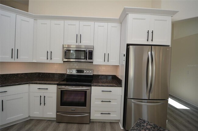 Building Photo - 18 Wellwater Dr