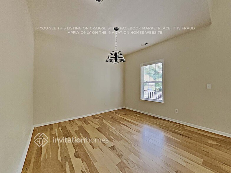 Building Photo - 8670 Brook Glen Ln