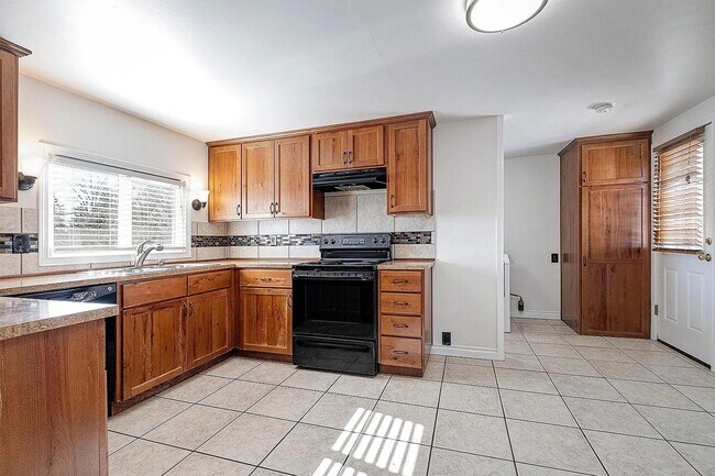 Building Photo - Charming Cornelius Home with Hardwood Floors, Detached Two-Car Garage, Expansive Outdoor Living &...